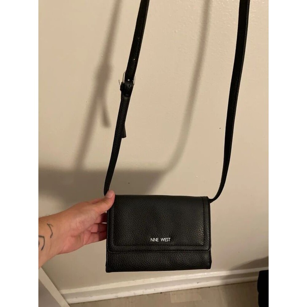 Nine West crossbody faux leather purse